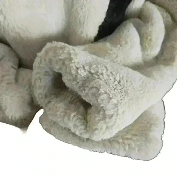 Nike Essentials Women's Off White Faux Fur Plush Large Logo Full Zip Jacket S - Picture 7 of 15